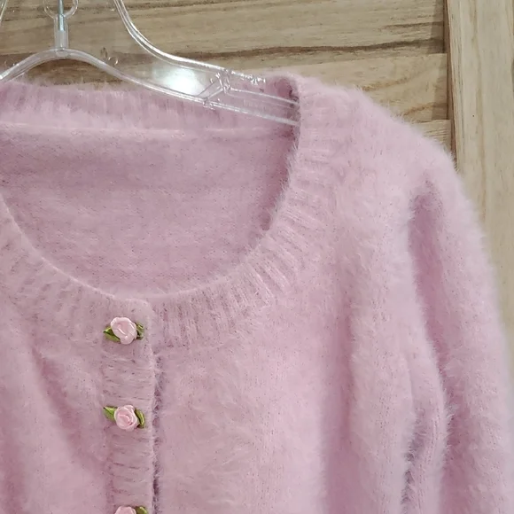 Fuzzy knit Pink cropped cardigan Sweater Sz S Cottage core 90s inspired - Picture 14 of 16